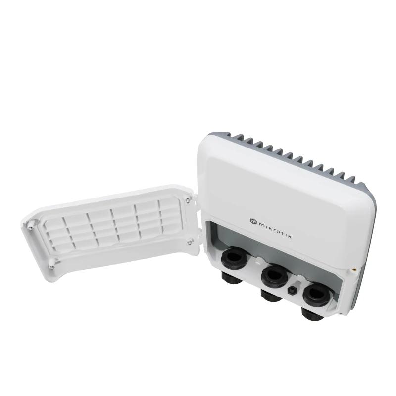 Infortisa Image 2 - Mikrotik RB5009UPr+S+OUT Router 7xGbE 1xSFP+ IP66