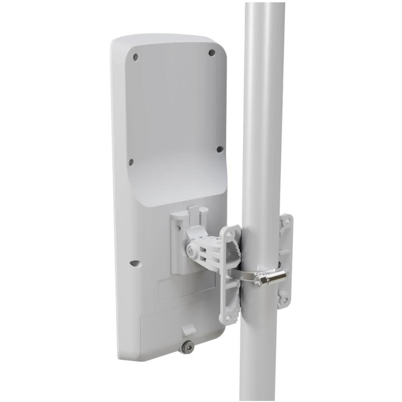 Infortisa Image 1 - MikroTik mANTBox ax 15s WiFi6 1xGbE 1x2.5G SFP Out