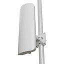 MikroTik mANTBox ax 15s WiFi6 1xGbE 1x2.5G SFP Out